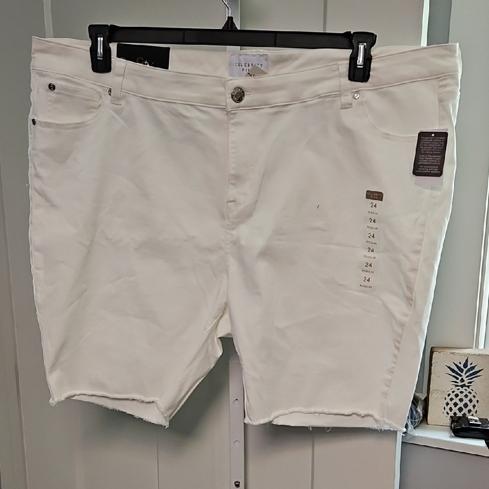 Celebrity Pink White Jean Shorts Raw Hem Mid-Rise